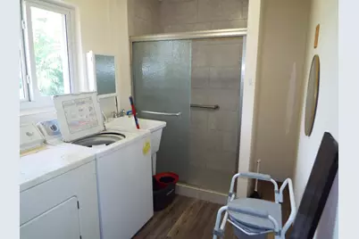 490 SE 3rd Avenue, Pompano Beach, FL 33060 - Photo 11