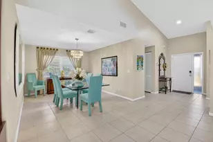 5590 Royal Lake Cir, Boynton Beach, FL 33437 - Photo 5
