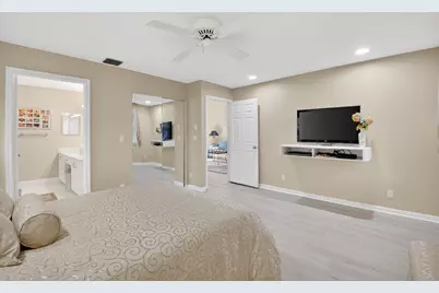5590 Royal Lake Circle, Boynton Beach, FL 33437 - Photo 23