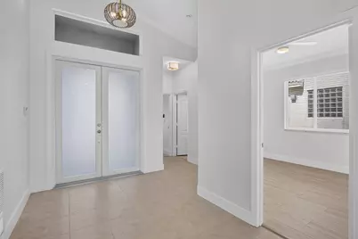 19303 SW 60th Court, Pembroke Pines, FL 33332 - Photo 7