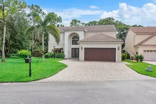 3904 Sanctuary Dr, Coral Springs, FL 33065 - Photo 3