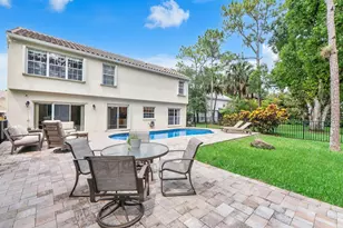3904 Sanctuary Dr, Coral Springs, FL 33065 - Photo 7