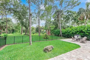 3904 Sanctuary Dr, Coral Springs, FL 33065 - Photo 9