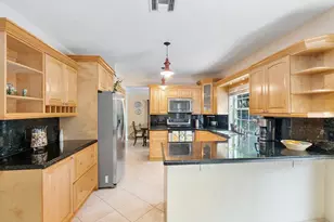 3904 Sanctuary Dr, Coral Springs, FL 33065 - Photo 25