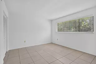 2141 NE 42nd St, Lighthouse Point, FL 33064 - Photo 11