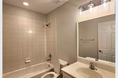 2124 Oakmont Drive, Riviera Beach, FL 33404 - Photo 19