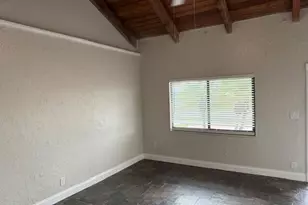 103 NE 28th St, Boca Raton, FL 33431 - Photo 5