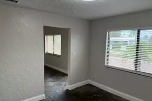 103 NE 28th St, Boca Raton, FL 33431 - Photo 11