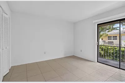 2141 NE 42nd Street #204, Lighthouse Point, FL 33064 - Photo 11