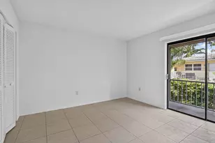 2141 NE 42nd St, Lighthouse Point, FL 33064 - Photo 11