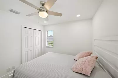 4699 E Lucerne Lakes Boulevard #206, Lake Worth, FL 33467 - Photo 15