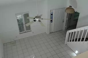 429 N Cypress Dr, Tequesta, FL 33469 - Photo 9