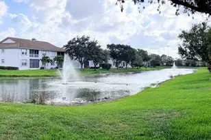 7910 Laina Ln, Boynton Beach, FL 33437 - Photo 35