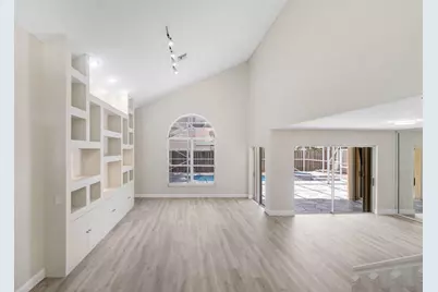 10425 Buena Ventura Drive, Boca Raton, FL 33498 - Photo 3