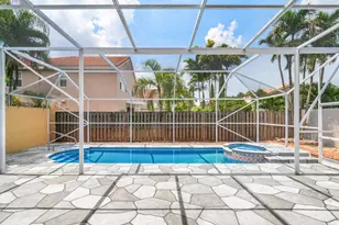 10425 Buena Ventura Dr, Boca Raton, FL 33498 - Photo 23