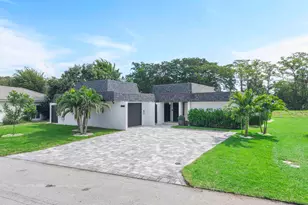 4800 Queen Palm Ln, Tamarac, FL 33319 - Photo 49