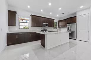 7115 Edison Pl, Palm Beach Gardens, FL 33418 - Photo 21