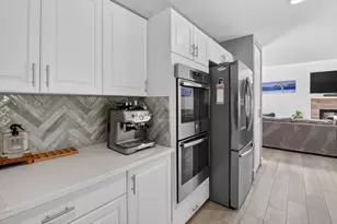 6701 Hillside Ln, Lake Worth, FL 33462 - Photo 21