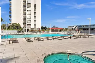 3675 N Country Club Dr, Aventura, FL 33180 - Photo 23
