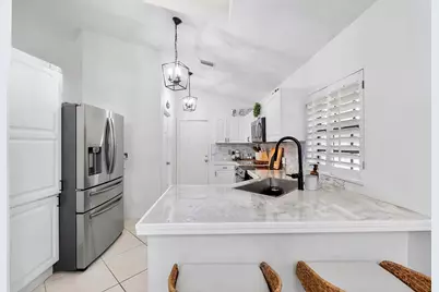 6852 Bitterbush Place, Boynton Beach, FL 33472 - Photo 9
