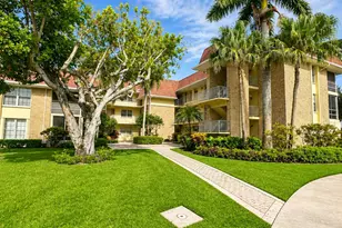 5570 Tamberlane Cir, Palm Beach Gardens, FL 33418 - Photo 13