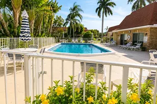 5570 Tamberlane Cir, Palm Beach Gardens, FL 33418 - Photo 19