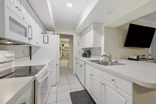 1010 SE Euclid Ln, Port Saint Lucie, FL 34983 - Photo 21