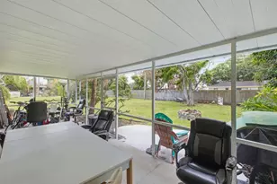 1010 SE Euclid Ln, Port Saint Lucie, FL 34983 - Photo 29