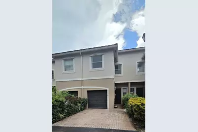 8320 Lagos De Campo Boulevard, Tamarac, FL 33321 - Photo 1