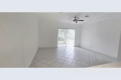 8320 Lagos De Campo Boulevard, Tamarac, FL 33321 - Photo 7