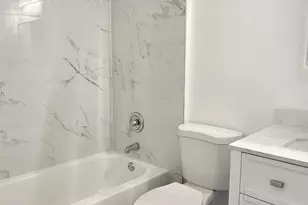 8320 Lagos De Campo Blvd, Tamarac, FL 33321 - Photo 19