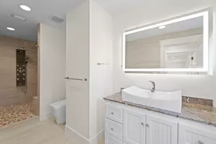 257 E Lakewood Rd, West Palm Beach, FL 33405 - Photo 37