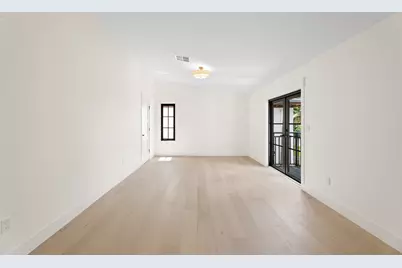 257 E Lakewood Road, West Palm Beach, FL 33405 - Photo 21