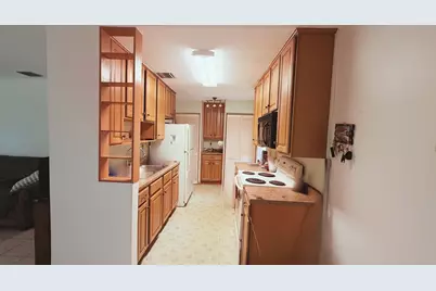 2573 NW 58th Avenue, Margate, FL 33063 - Photo 3