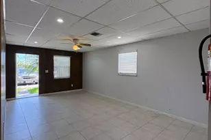 442 N Cocoanut Rd, Pahokee, FL 33476 - Photo 7