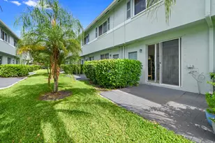1941 Gardenia Ct, Riviera Beach, FL 33404 - Photo 23