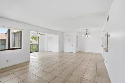 518 Shady Pine Way #B2, Greenacres, FL 33415 - Photo 3