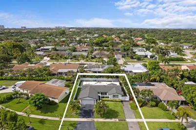 124 Oregon Lane, Boca Raton, FL 33487 - Photo 1
