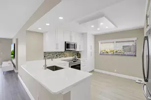 15451 Pembridge Dr, Delray Beach, FL 33484 - Photo 3