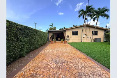 5170 Palm Avenue, Hialeah, FL 33012 - Photo 35