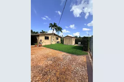 5170 Palm Avenue, Hialeah, FL 33012 - Photo 35