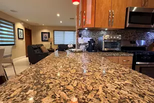 5170 Palm Ave, Hialeah, FL 33012 - Photo 15