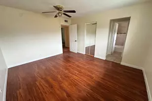 5614 Blueberry Ct, Lauderhill, FL 33313 - Photo 7