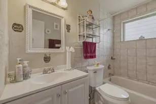 754 Hibiscus Dr, Royal Palm Beach, FL 33411 - Photo 25