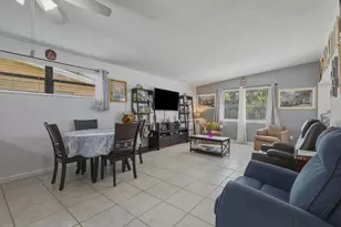 754 Hibiscus Dr, Royal Palm Beach, FL 33411 - Photo 11