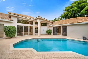 5785 Regency Cir E, Boca Raton, FL 33496 - Photo 21