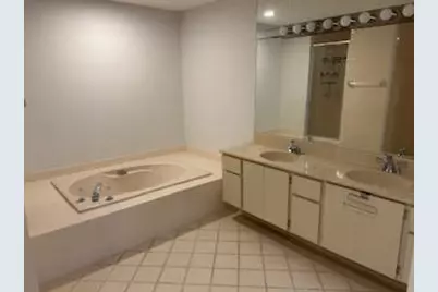 2900 Cuyahoga Lane, West Palm Beach, FL 33409 - Photo 13