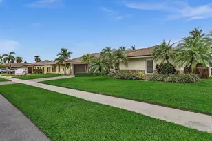 1525 SE 12th St, Deerfield Beach, FL 33441 - Photo 3