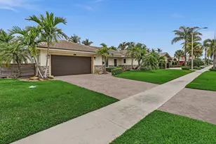 1525 SE 12th St, Deerfield Beach, FL 33441 - Photo 1