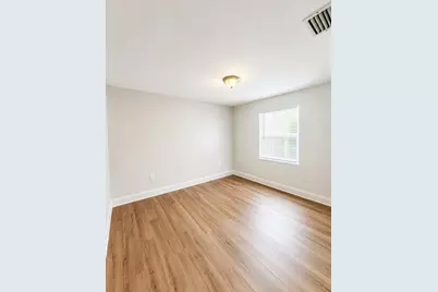 2405 N 44th Street, Fort Pierce, FL 34946 - Photo 9